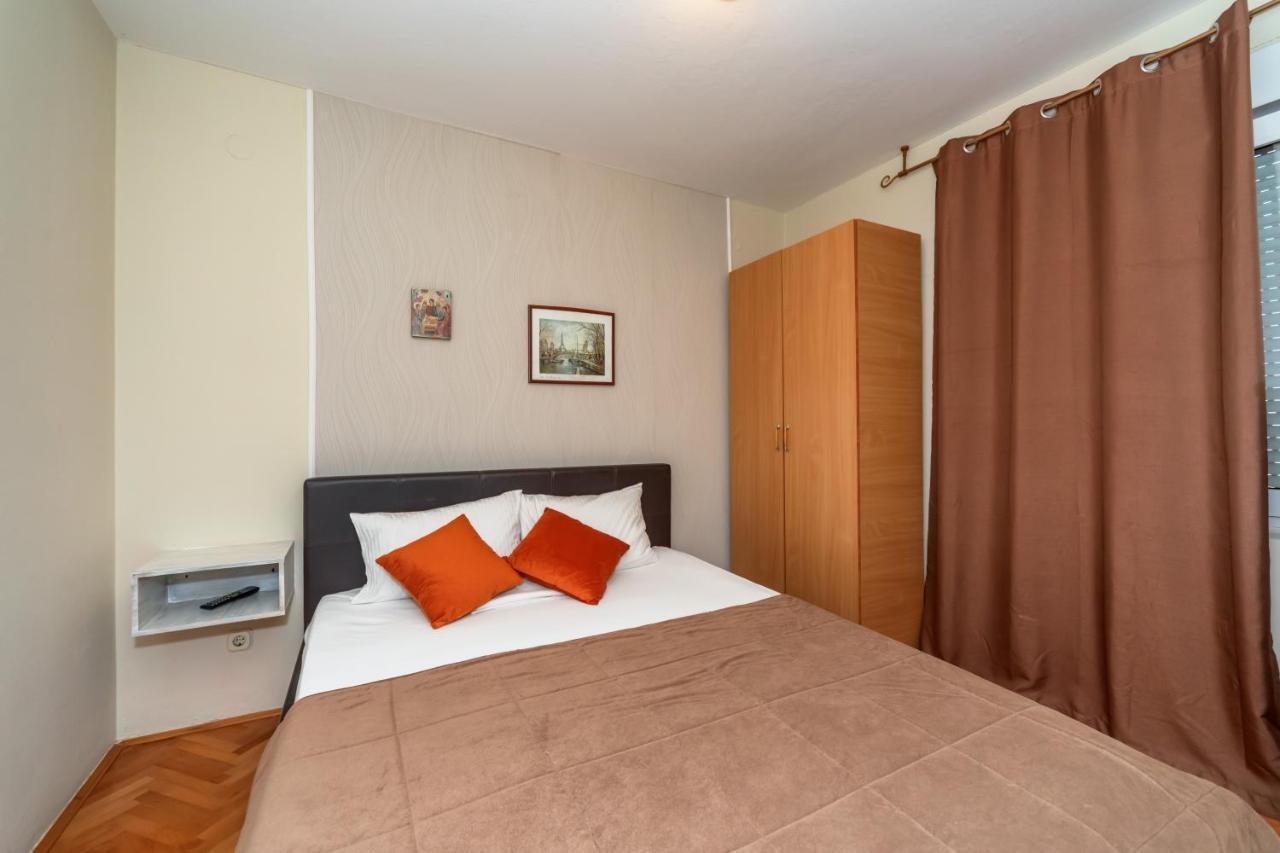 Apartments Pod Lozom With Seaview Petrovac Habitación foto