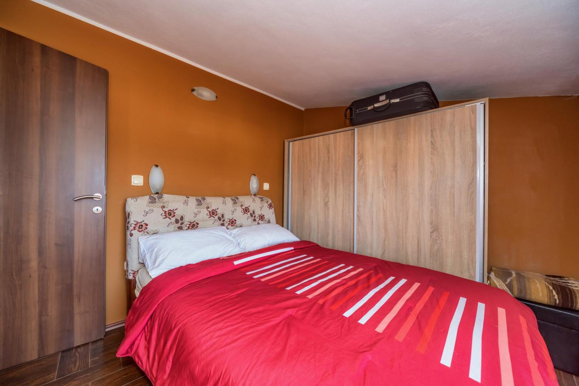 Apartments Pod Lozom With Seaview Petrovac Habitación foto