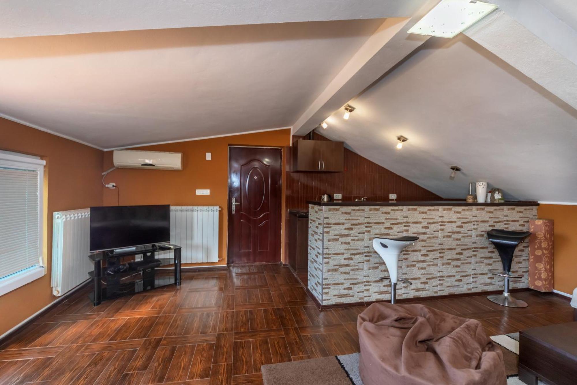 Apartments Pod Lozom With Seaview Petrovac Habitación foto